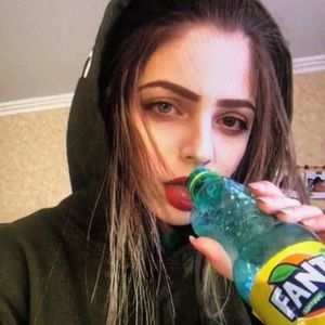 Meet your Posher, Molly